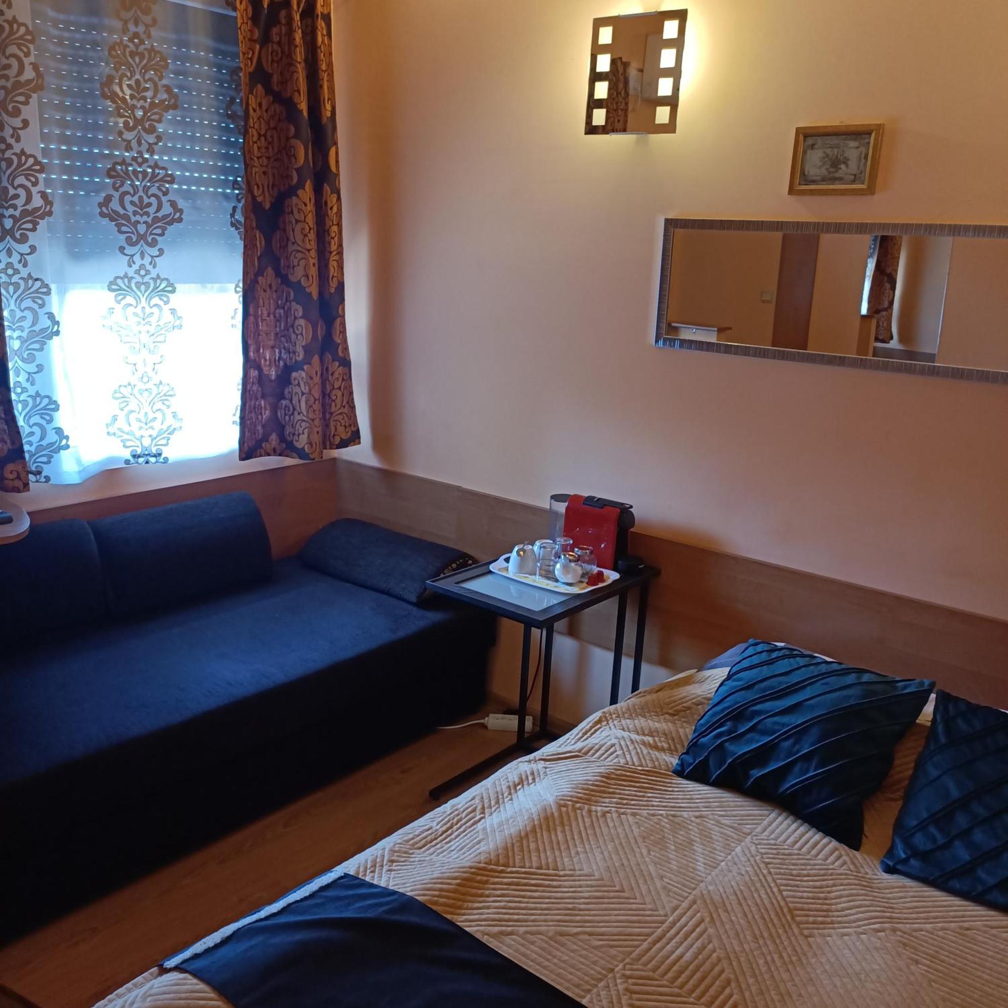 "Vanilla" Pokoje I Apartamenty Nad Brzegiem Jeziora Okuninka Exterior foto