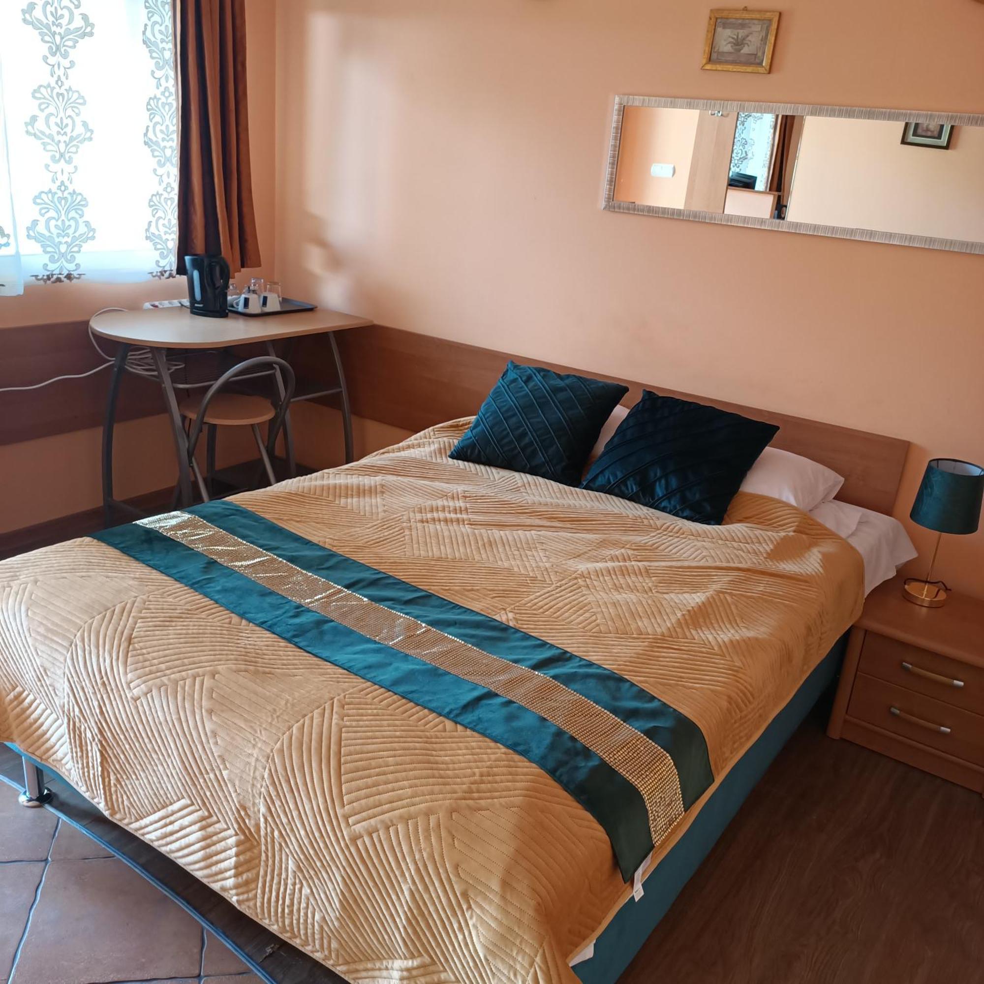 "Vanilla" Pokoje I Apartamenty Nad Brzegiem Jeziora Okuninka Exterior foto